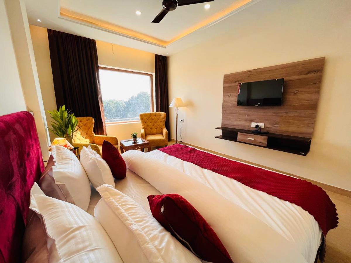 Gange Blossam Resort, Haridwār المظهر الخارجي الصورة